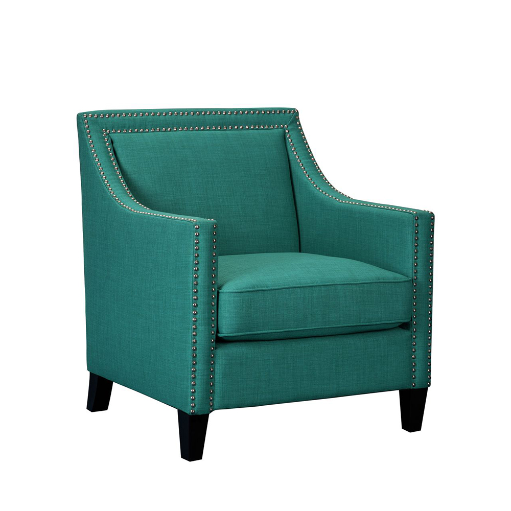 Erica With Chrome Nails | Ellesime International 