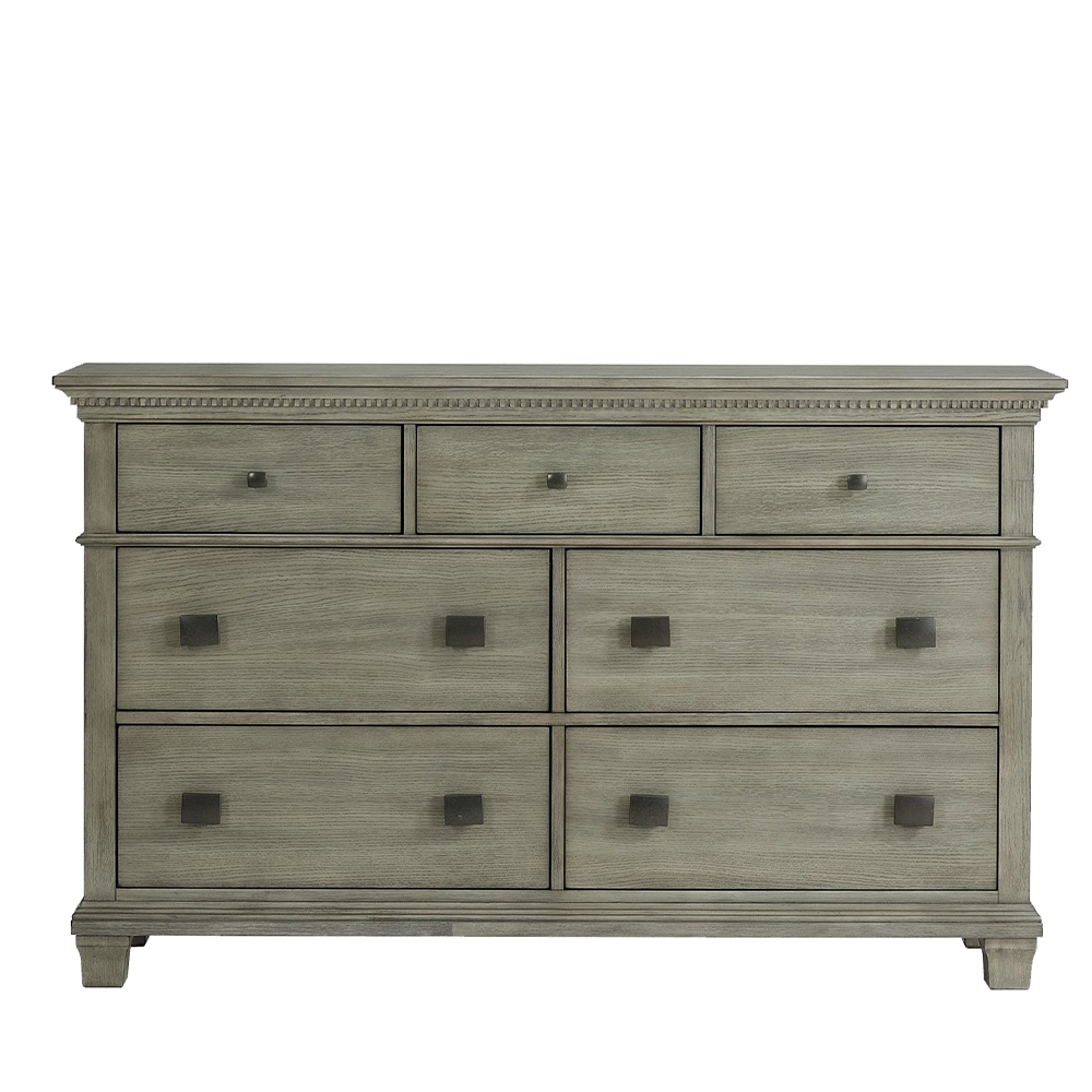 Crawford Dresser | Ellesime International 