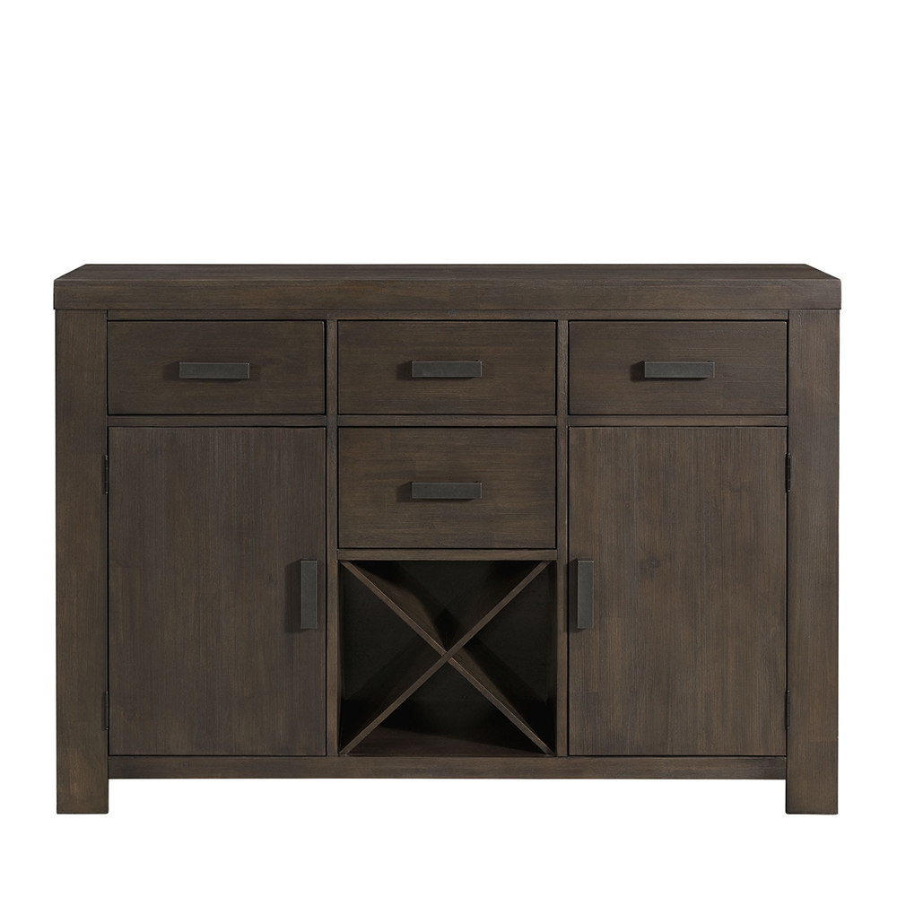 Grady Dining Server | Ellesime International 