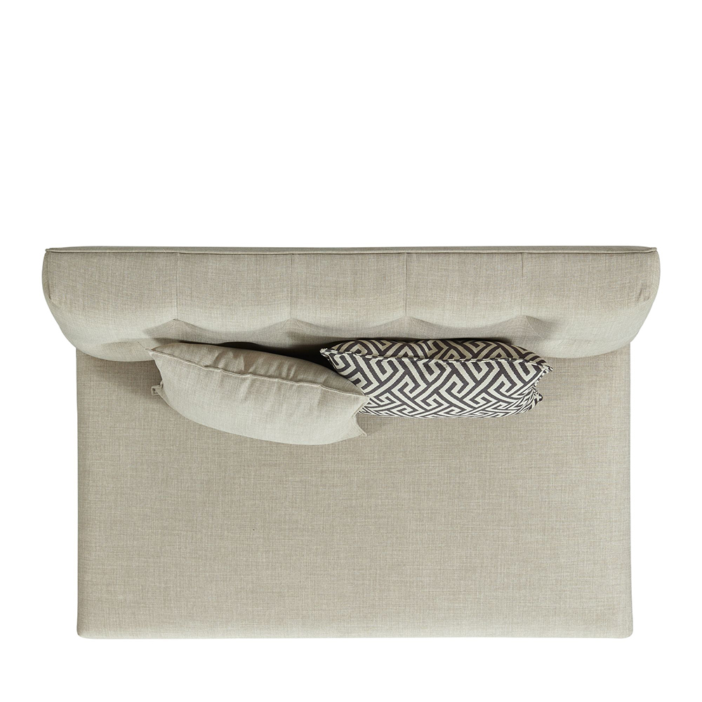 Maddox Dining Loveseat With 5 Pillows | Ellesime International 