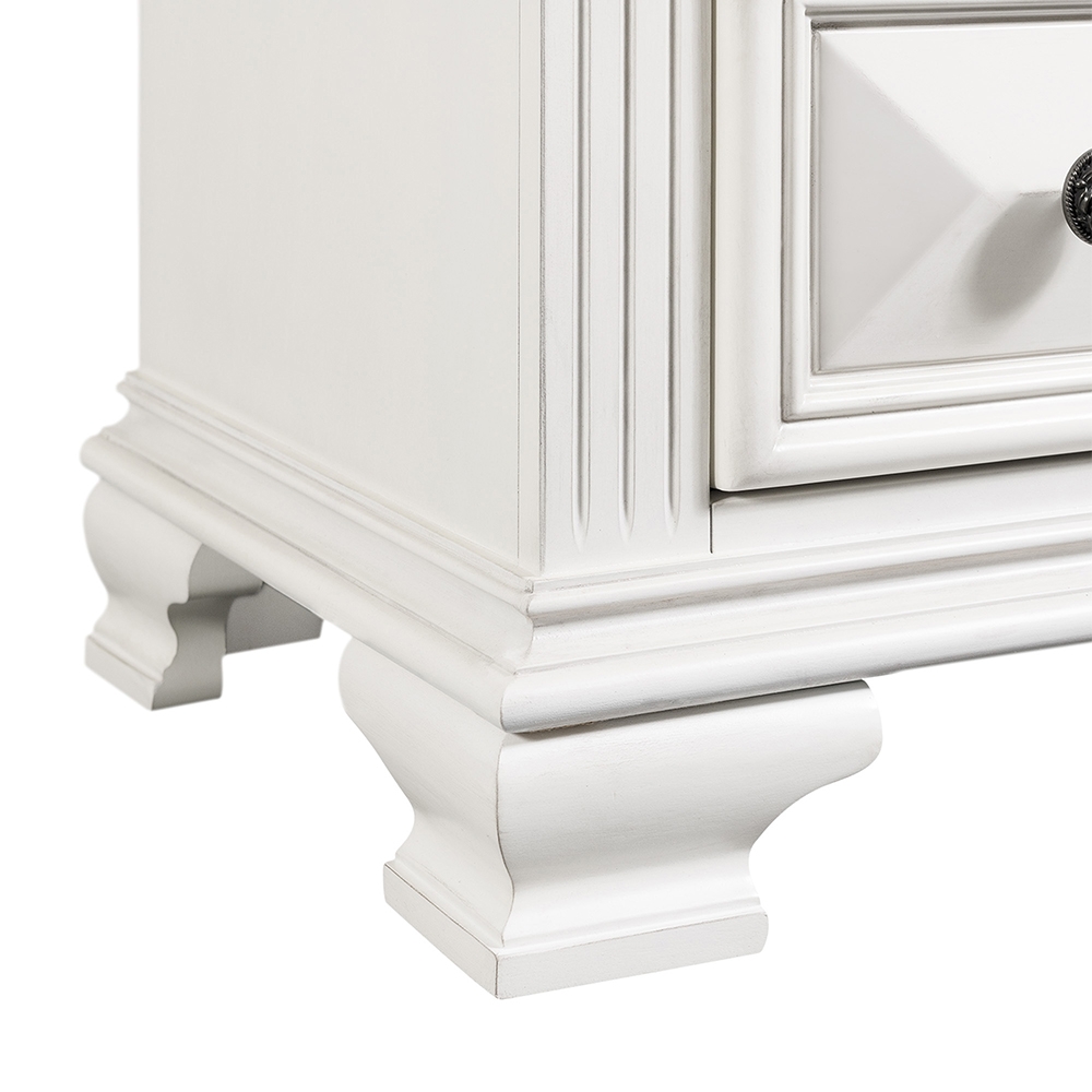 Calloway White Four Piece Set with Queen Panel Bed ( Dr, Mr, Chest and Bed ) | Ellesime International 